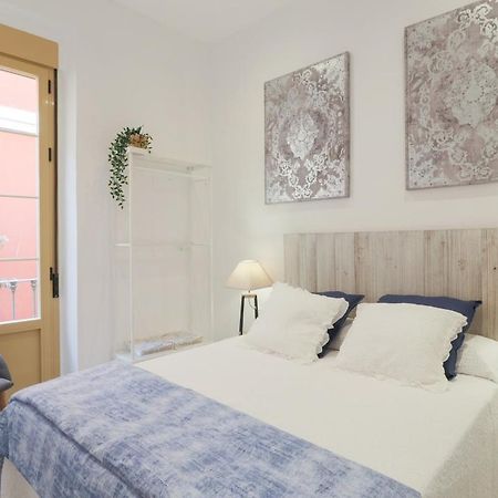 C93 - Trendy Two Bedrooms In Ollerias Malaga Bagian luar foto
