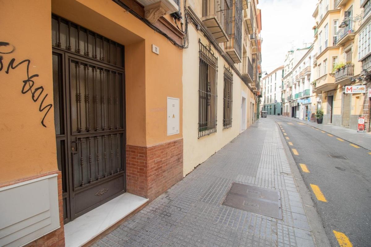 C93 - Trendy Two Bedrooms In Ollerias Malaga Bagian luar foto